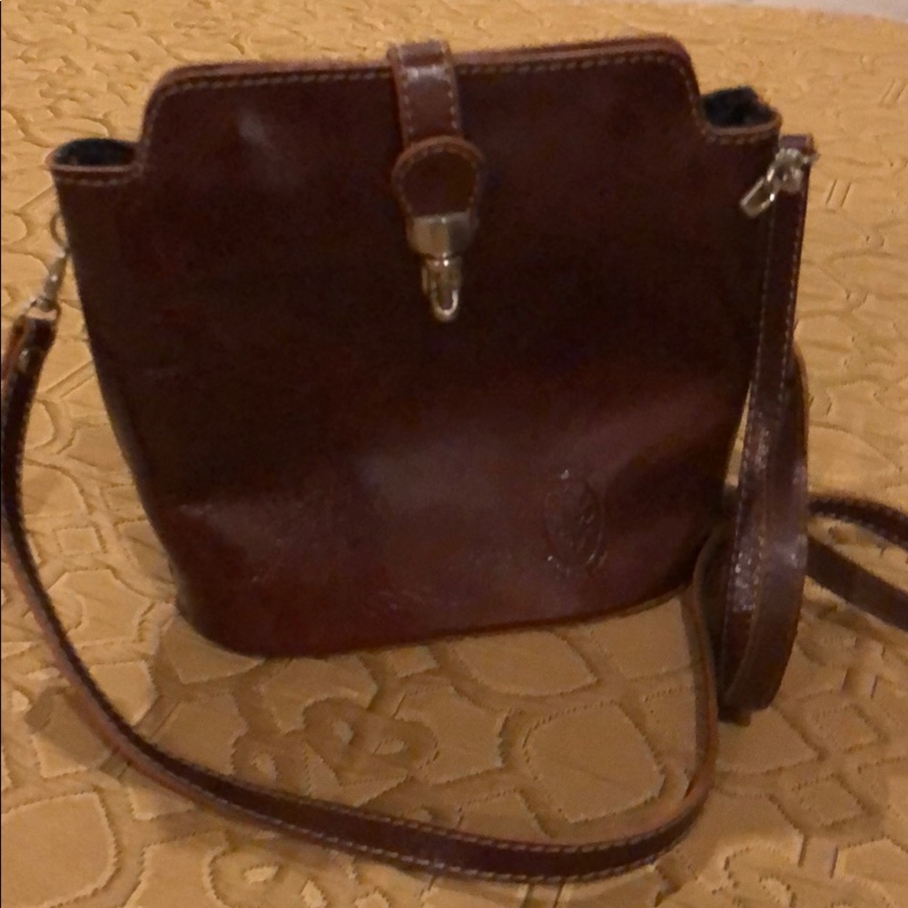 Brown leather shoulder bag